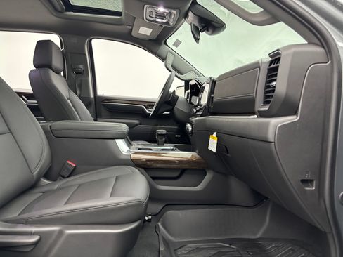 New 2026 GMC Sierra 1500 Elevation w/ Elevation Premium Package AWD/4WD image 33