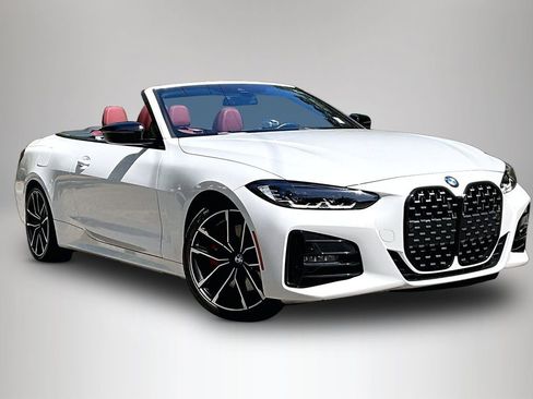 Used 2024 BMW 430i Convertible w/ M Sport Package image 2