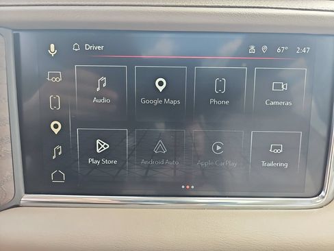 Used 2023 GMC Yukon XL Denali w/ Denali Reserve Package AWD/4WD image 29