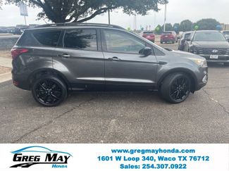 Used 2019 Ford Escape SE FWD video 2