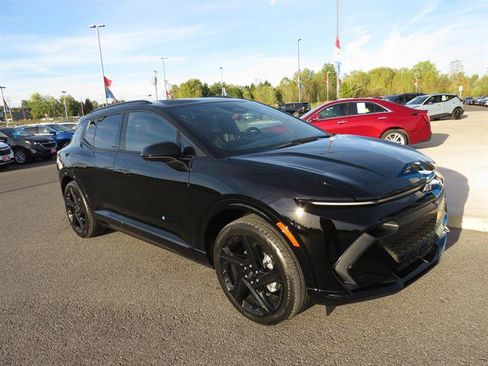 New 2026 Chevrolet Equinox EV RS image 3
