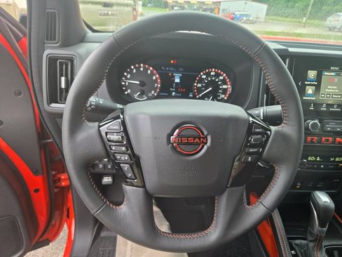 Used 2025 Nissan Frontier PRO-4X w/ Interior Protection Package AWD/4WD image 10