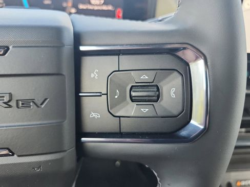 New 2026 GMC Hummer EV 2X e4WD Crew Cab 2X w/3VL image 29