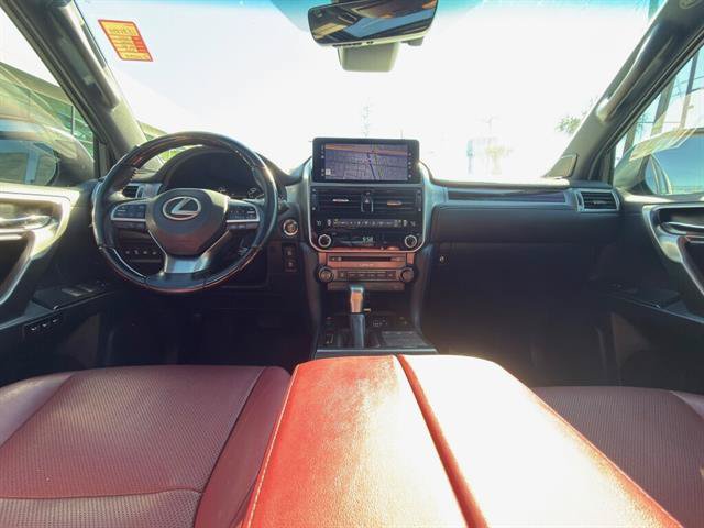 Used 2022 Lexus GX 460 Premium w/ Accessory Package AWD/4WD image 12
