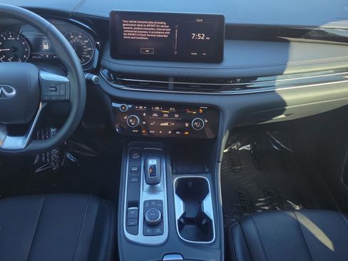 Certified 2025 INFINITI QX60 Pure image 7