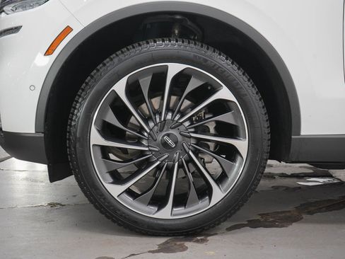 Used 2022 Lincoln Aviator Reserve w/ Equipment Group 201A AWD/4WD image 32