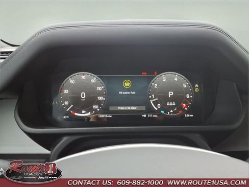 Used 2025 Land Rover Defender 110 S image 28