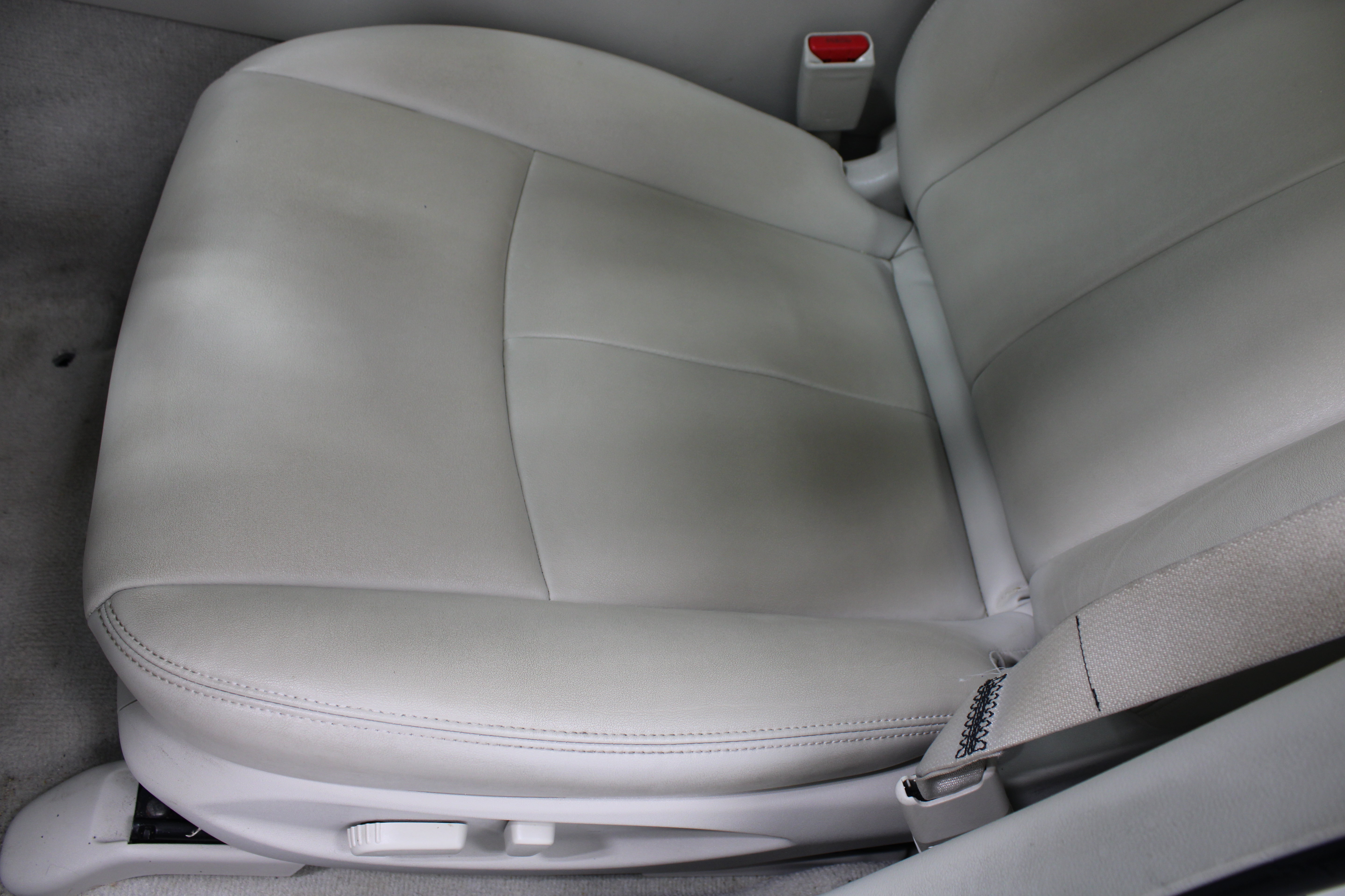 Used 2015 INFINITI Q50 Premium AWD/4WD image 15