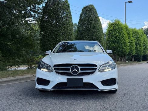Used 2014 Mercedes-Benz E 350 4MATIC Sedan w/ Premium 1 Package image 4