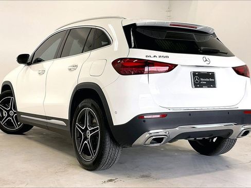 Used 2026 Mercedes-Benz GLA 250 image 11