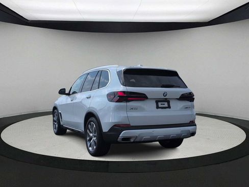 Used 2026 BMW X5 xDrive40i w/ Parking Assistance Package AWD/4WD image 6
