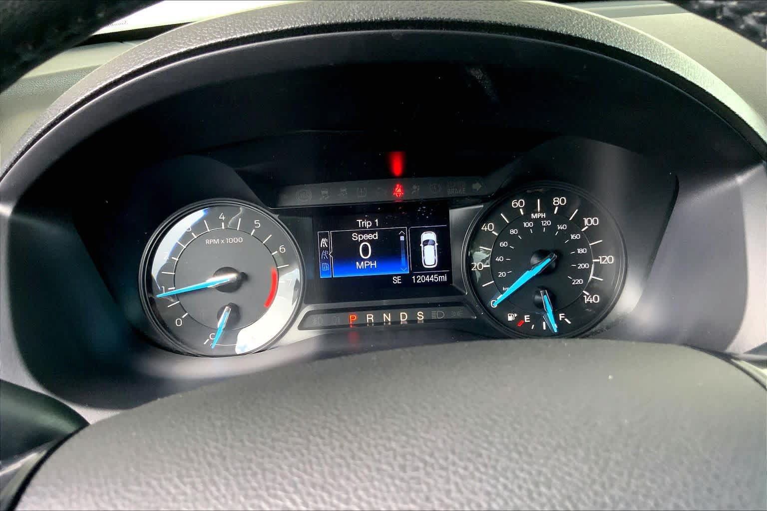 Used 2017 Ford Explorer XLT FWD image 24