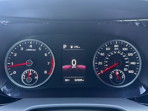 Used 2022 Kia K5 GT-Line image 10