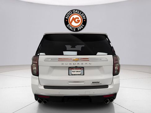 Used 2023 Chevrolet Suburban Premier image 6