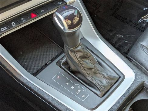 Used 2022 Audi Q3 2.0T Premium w/ Convenience Package image 14