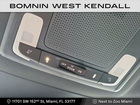 Used 2025 Honda Pilot Sport image 25