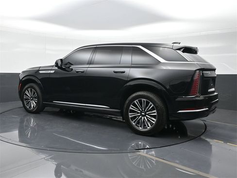 Certified 2026 Cadillac Escalade IQ Luxury 1 image 3