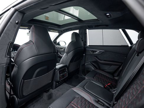 New 2026 Audi RS Q8 performance image 21