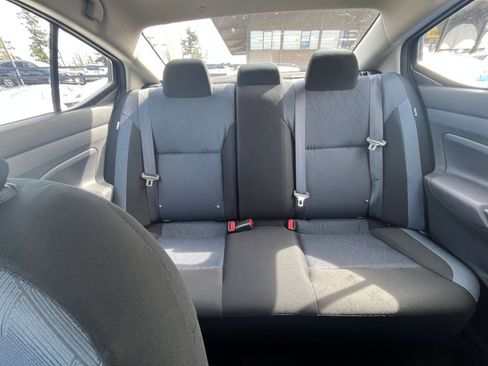 Used 2025 Nissan Versa SV image 38