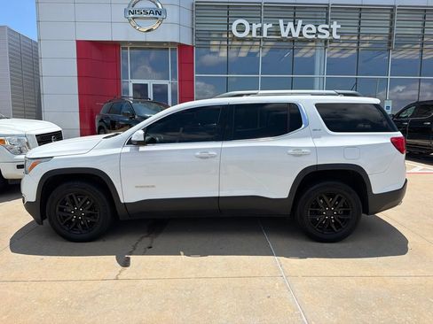 Used 2019 GMC Acadia SLT FWD image 2