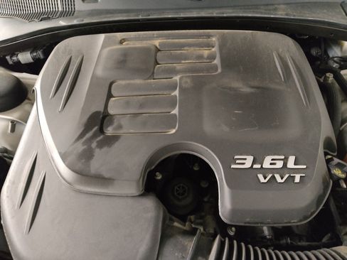 Used 2022 Dodge Charger SXT RWD image 30