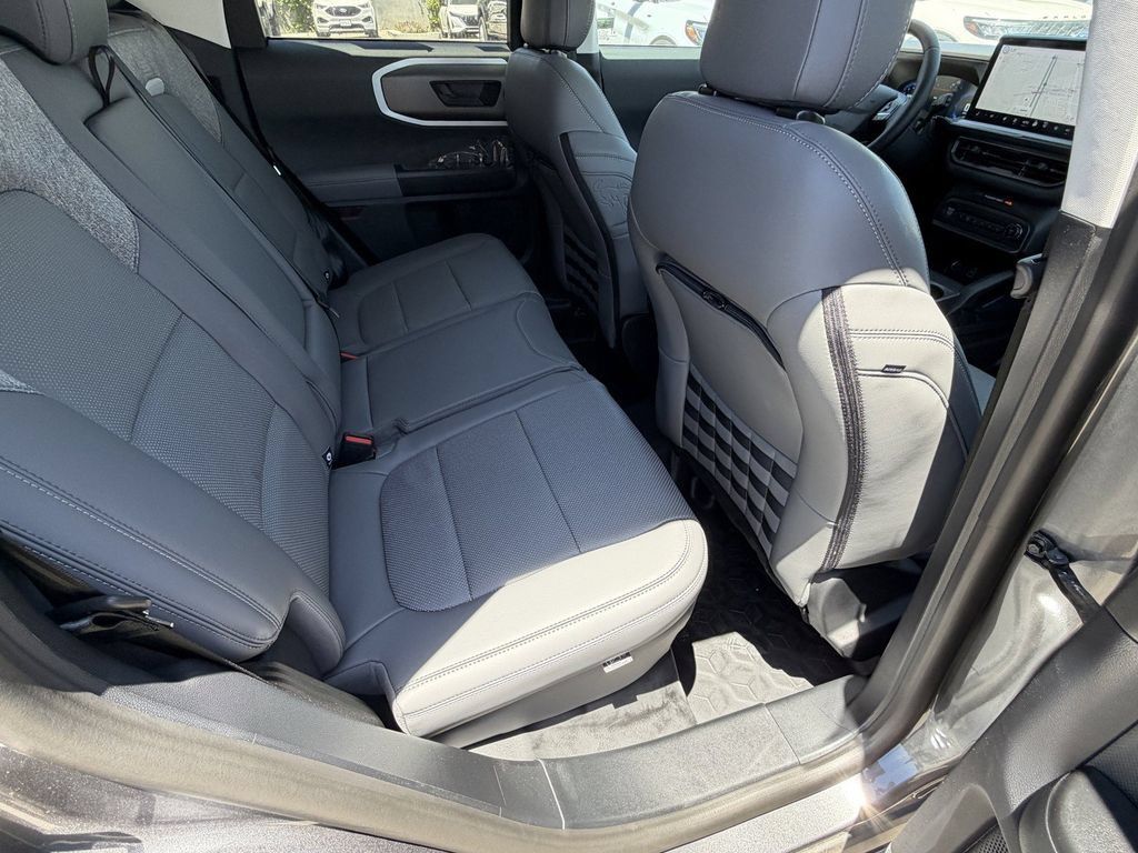 New 2025 Ford Bronco Sport Badlands w/ Badlands Tech Package AWD/4WD image 17