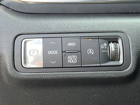 New 2026 GMC Terrain Elevation w/ Elevation Premium Package image 17