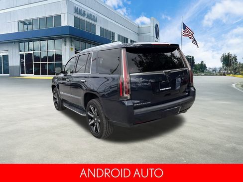 Used 2020 Cadillac Escalade Luxury image 6