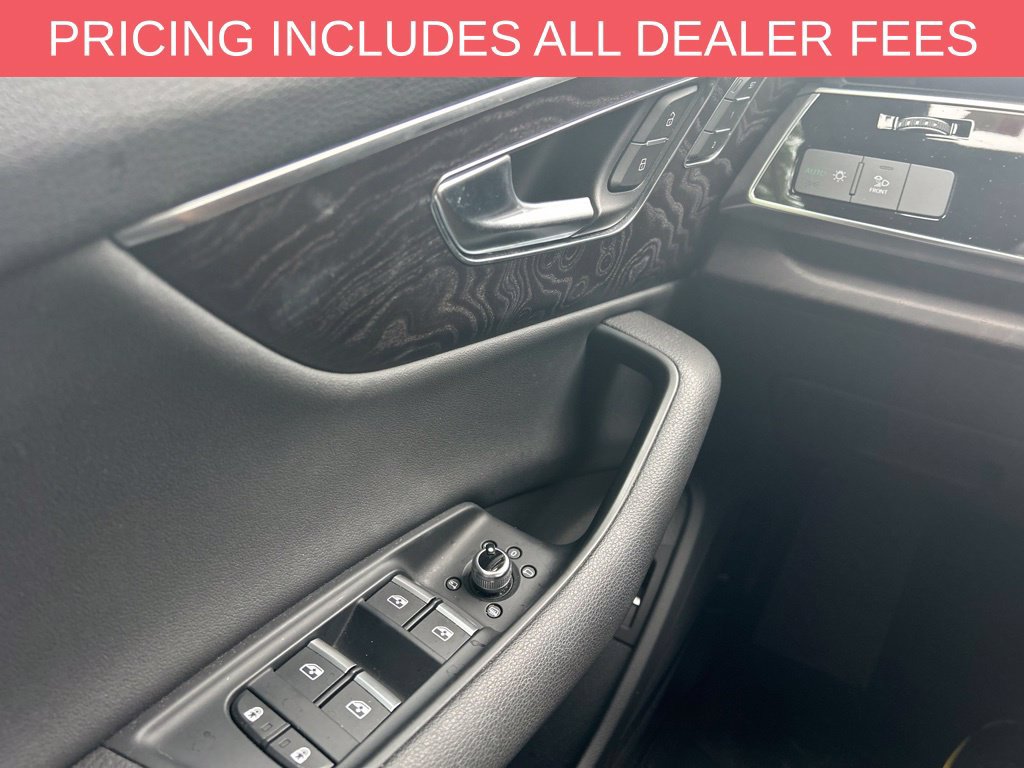 Used 2021 Audi Q7 2.0T Premium Plus w/ Premium Plus Package AWD/4WD image 13