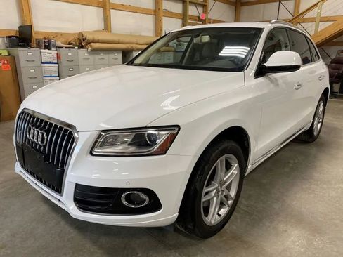 Used 2017 Audi Q5 2.0T Premium Plus w/ Technology Package image 10