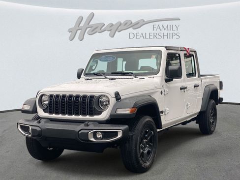 New 2026 Jeep Gladiator Sport image 5