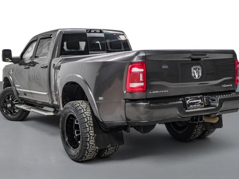 Used 2024 RAM 3500 Limited AWD/4WD image 9