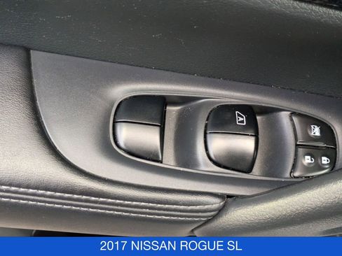 Used 2017 Nissan Rogue SL w/ SL Premium Package image 14