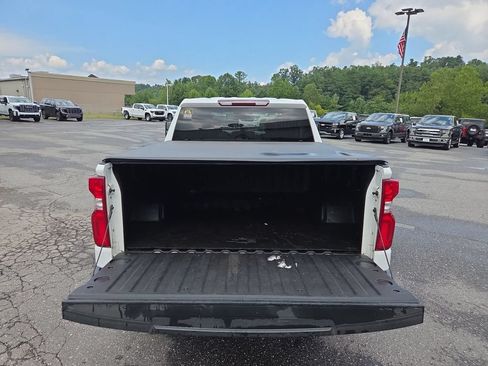 Used 2019 Chevrolet Silverado 1500 Custom w/ Custom Max Trailering Package AWD/4WD image 23