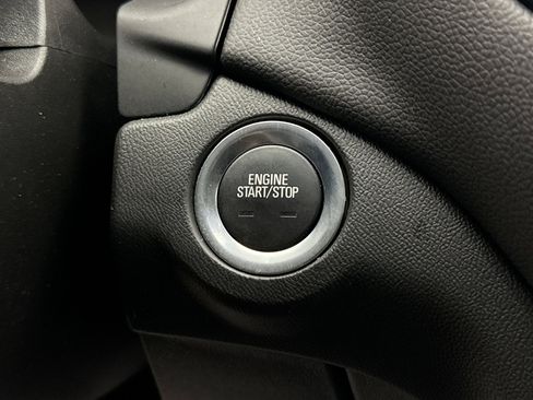 Used 2022 Chevrolet Equinox LT image 21