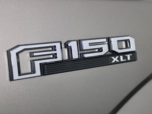 Used 2019 Ford F150 XLT w/ Equipment Group 302A Luxury image 11