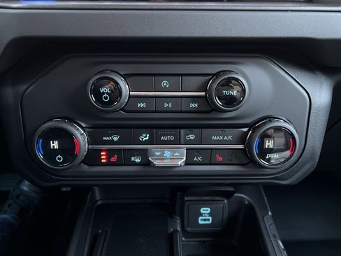 New 2025 Ford Bronco Big Bend image 21