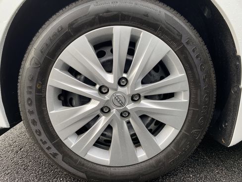Used 2025 Nissan Sentra S FWD image 39