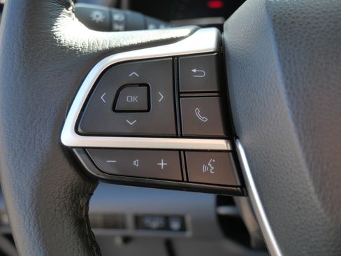 Used 2024 Toyota Sienna XLE w/ XLE Plus Package FWD image 26