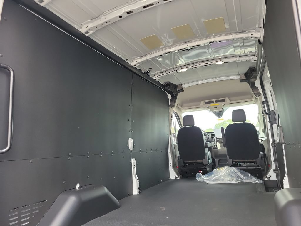 New 2026 Ford Transit 250 148 Medium Roof w/ Load Area Protection Package RWD image 13