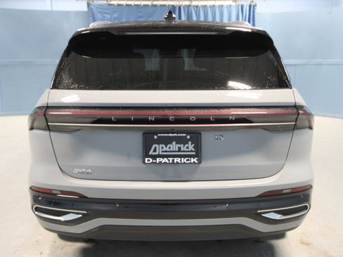 New 2026 Lincoln Nautilus Reserve image 29