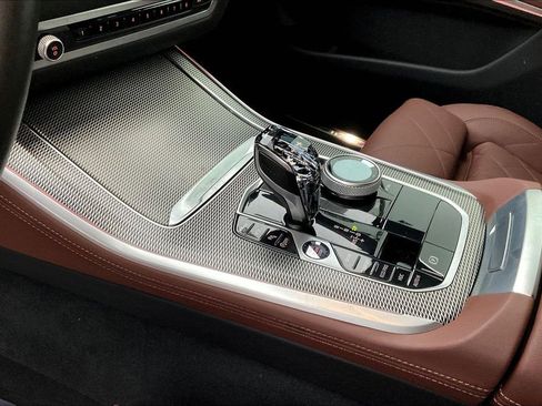 Used 2023 BMW X5 M50i w/ Executive Package image 18