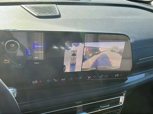 New 2026 Chevrolet Traverse High Country image 29