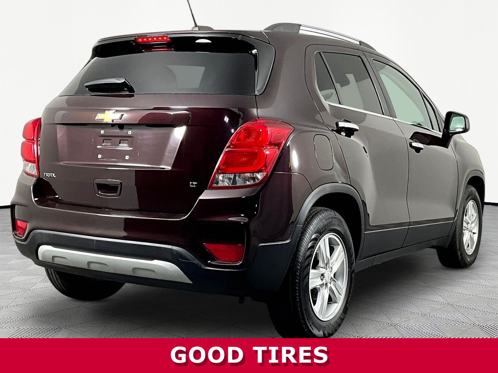 Used 2020 Chevrolet Trax LT w/ LT Convenience Package FWD image 6