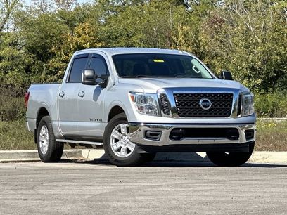 Used 2018 Nissan Titan SV w/ SV Convenience Package
