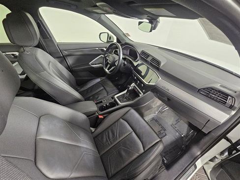 Used 2023 Audi Q3 2.0T Premium image 15