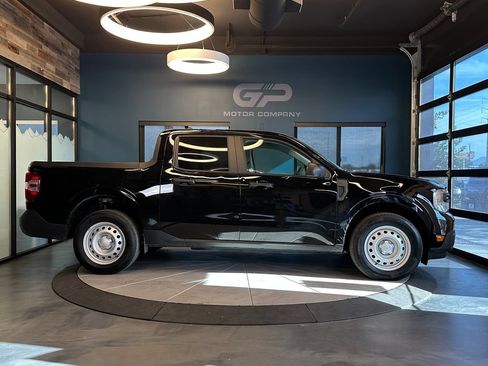 Used 2024 Ford Maverick XL FWD image 2