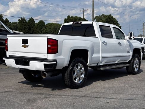 Used 2019 Chevrolet Silverado 2500 LTZ w/ Duramax Plus Package AWD/4WD image 5