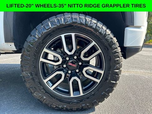 Used 2025 GMC Sierra 1500 AT4 w/ AT4 Premium Package AWD/4WD image 2