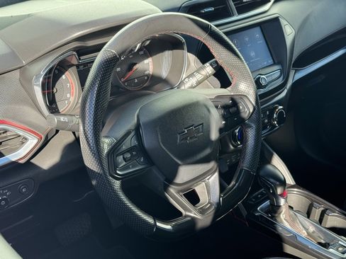 Used 2023 Chevrolet TrailBlazer RS image 18